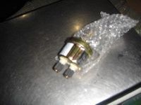 Датчик давления масла АМПЕРОС Датчик давления масла АМПЕРОС фото