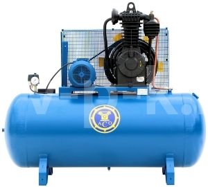 Поршневой компрессор АСО Бежецк C415M1/13 Поршневой компрессор АСО Бежецк C415M1/13 фото
