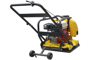 Виброплита ТСС TSS-WP100TH (колесный комплект, бак) фото