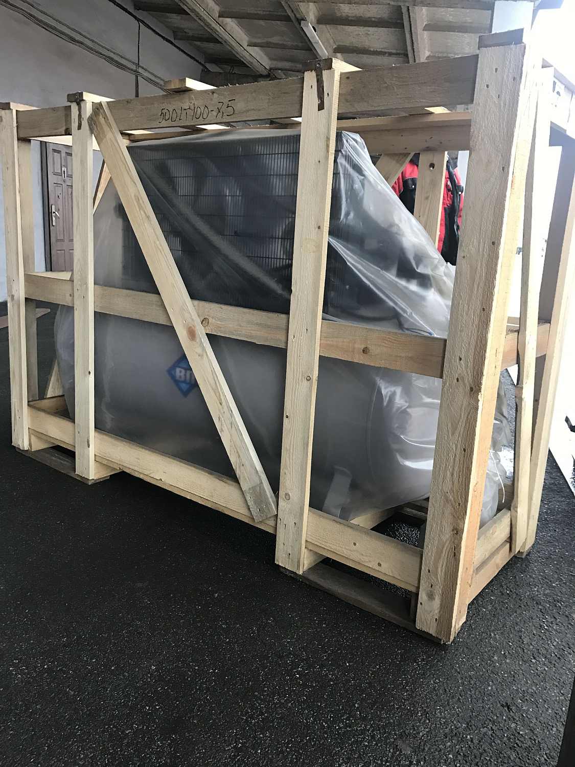 Отгрузка поршневого компрессора из СПБ