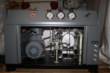 Поршневой компрессор  КВД-ГС-5