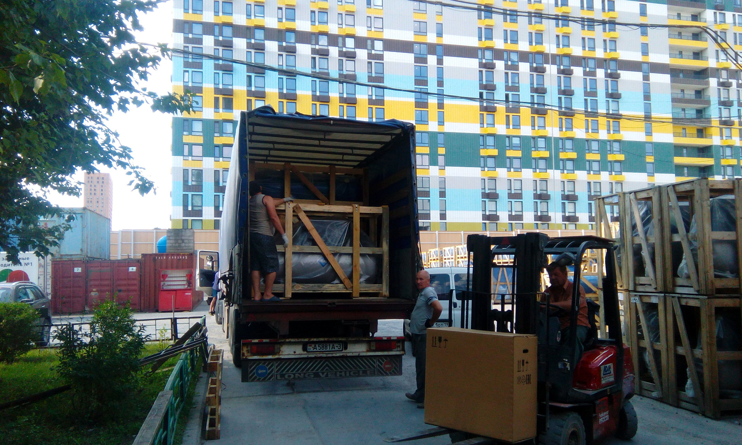 Отгрузка поршневых компрессоров, головки и запчастей