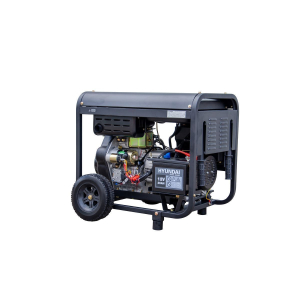 Дизельный генератор Hyundai DHY 8000LE-3  синхронный фото