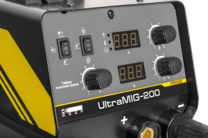Сварочные инверторы MIG-MAG КЕДР UltraMIG-200 (220В, 30-200А) Сварочные инверторы MIG-MAG КЕДР UltraMIG-200 (220В, 30-200А) фото