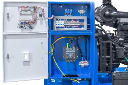 Дизельный генератор  ЭД-120-Т400 в погодозащитном кожухе на прицепе